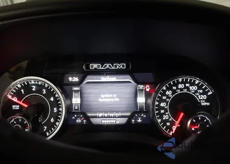 2021 Ram 1500 Big Horn 4X4 5'7 Box из США, поврежденный, VIN 1C6SRFFT6MN675158